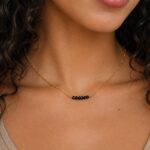 COLLIER NYLA